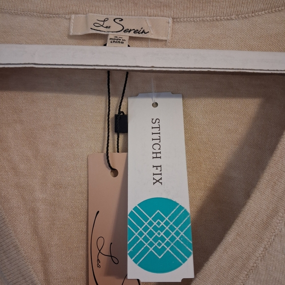 V-Neck Beige Sweater - Picture 2 of 7